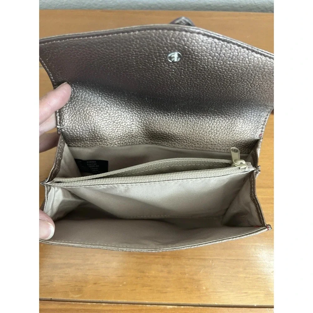 Vtg Wilsons Leather Bifold Wallet For Women Leather Rose Gold Tone‎